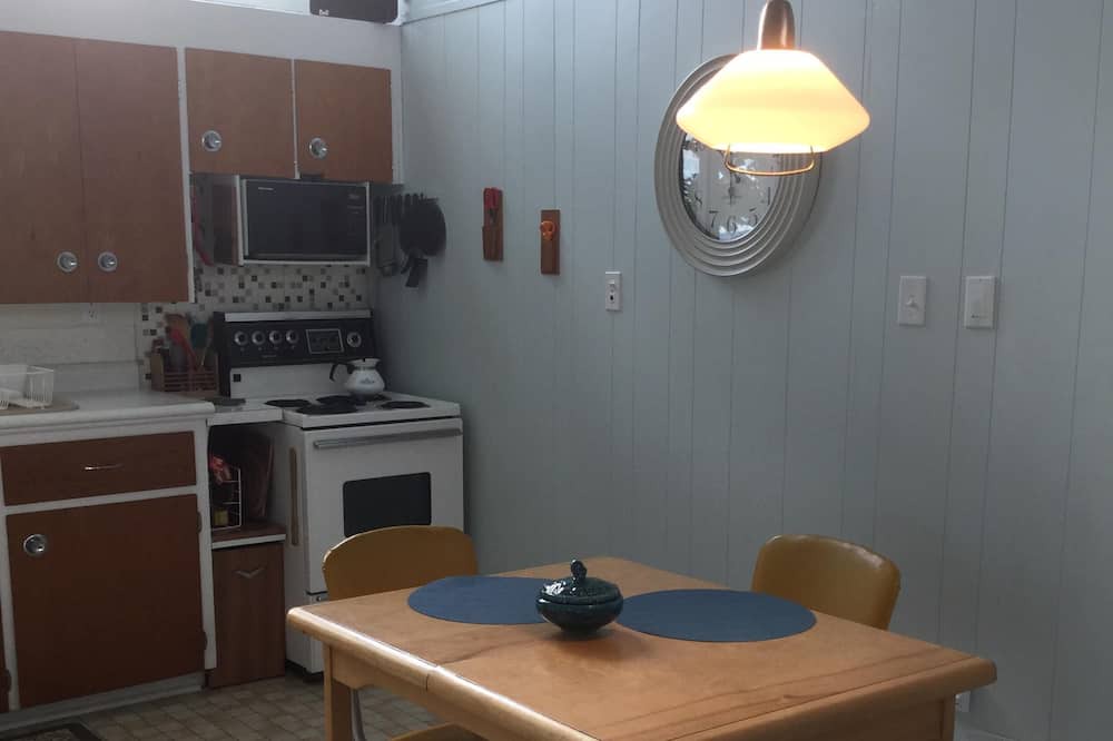 Photo of Kitchen in Boutiliers Point
