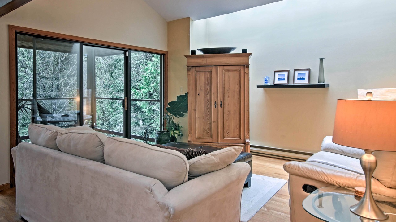 Photo of Livingroom in Tuwanek