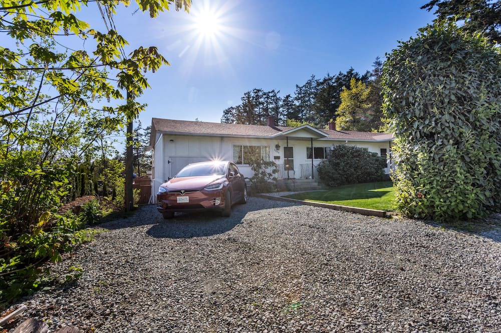 Photo of Outdoor in Saanich