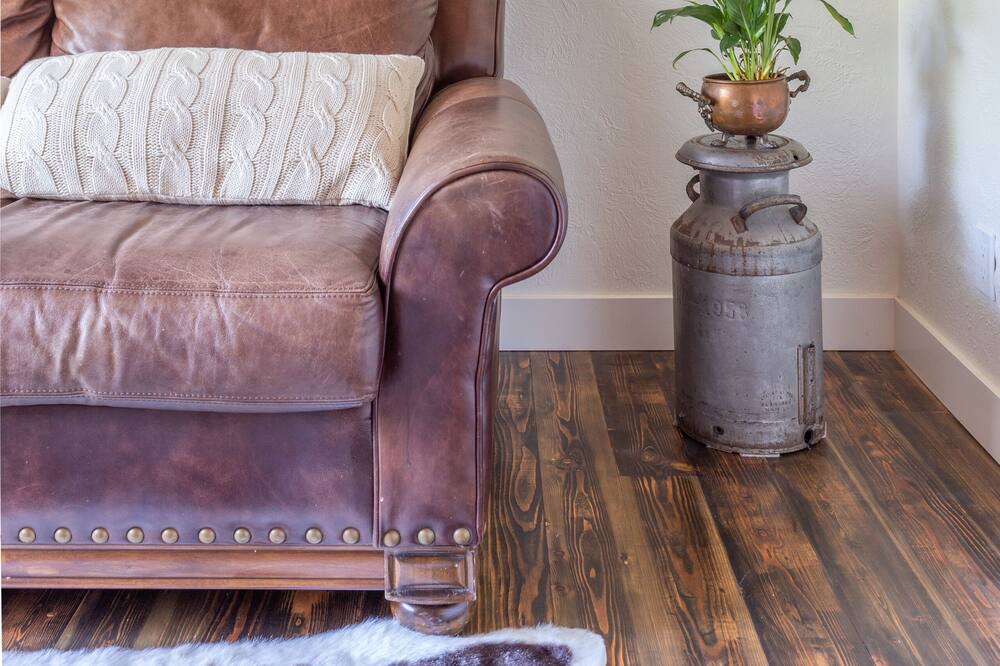 Photo of Livingroom in Saanich