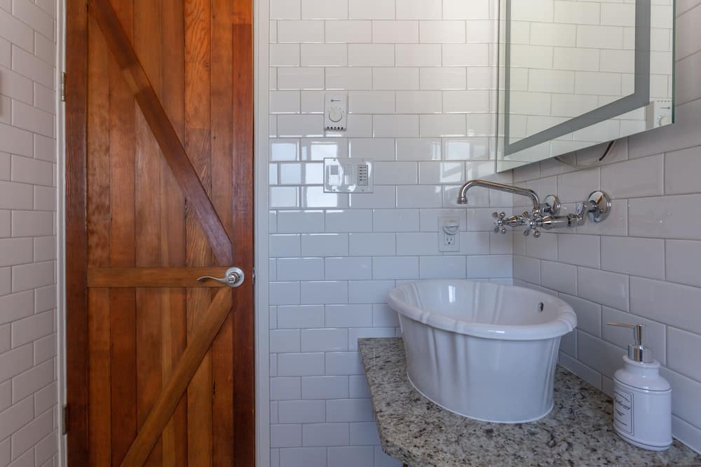 Photo of Bathroom in Saanich