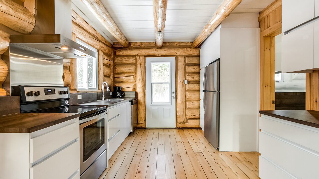 Photo of Kitchen in St-Adolphe-d'Howard