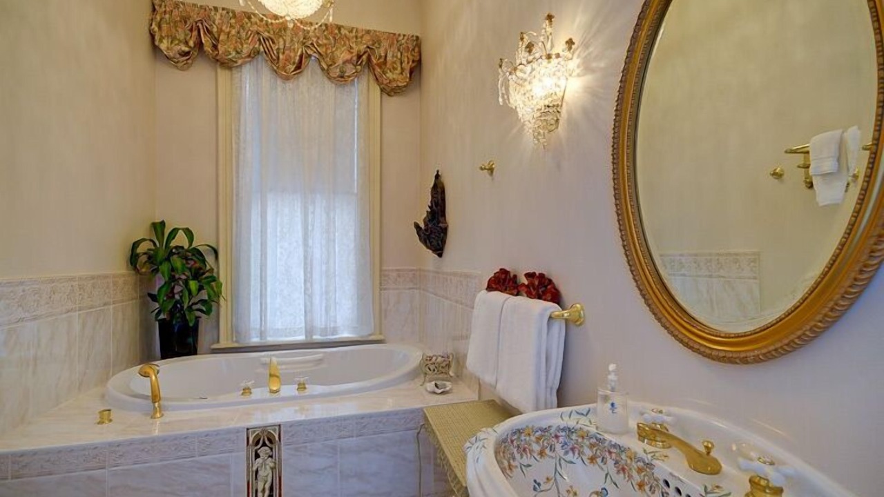 Photo of Bathroom in Rockland