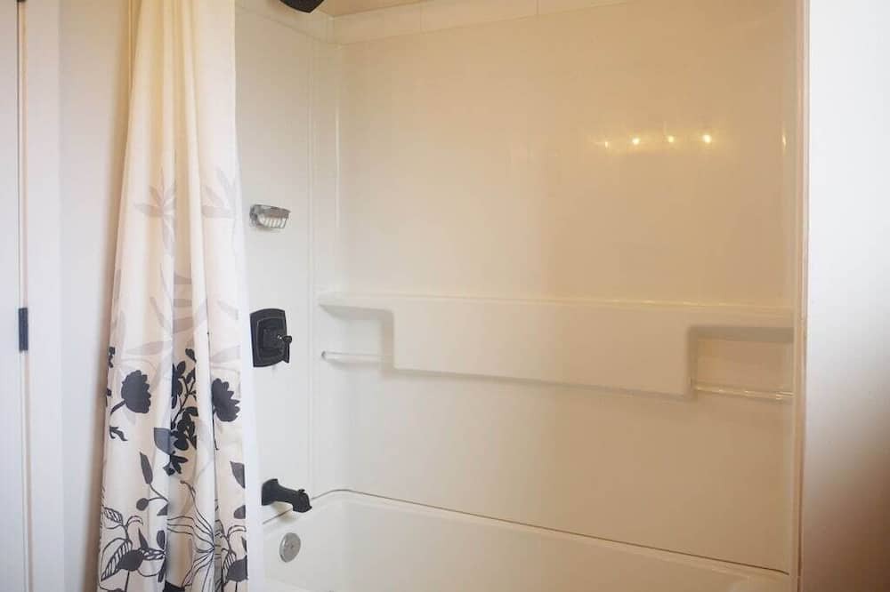 Photo of Bathroom in Okanagan-Similkameen