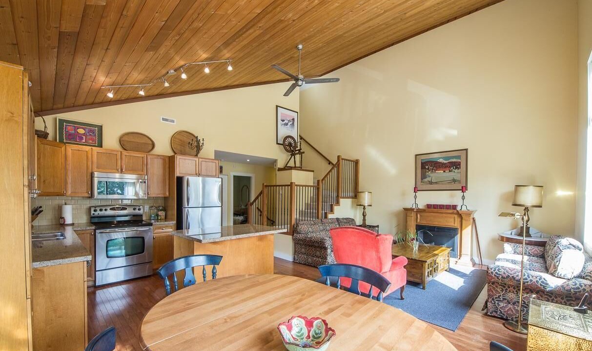 Photo of Kitchen in Whistler Cay Heights