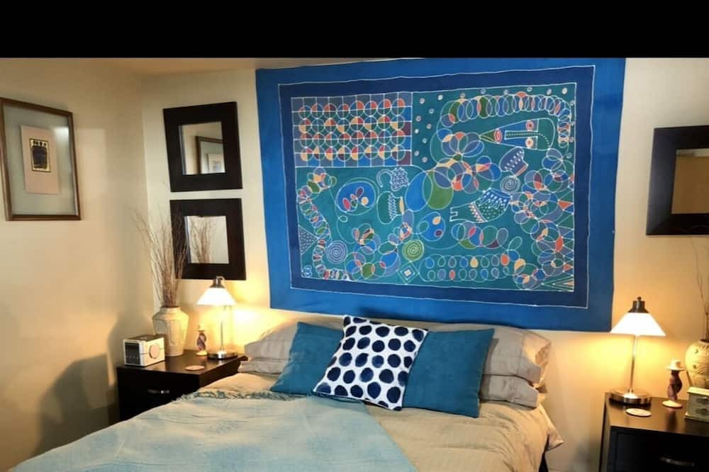 Photo of Bedroom in Davis Bay