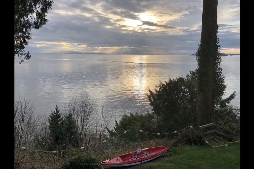 Photo of Others in Davis Bay