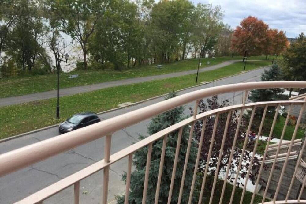 Photo of Patio Balcony in LaSalle