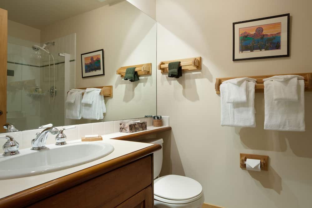 Photo of Bathroom in Nordic Estates