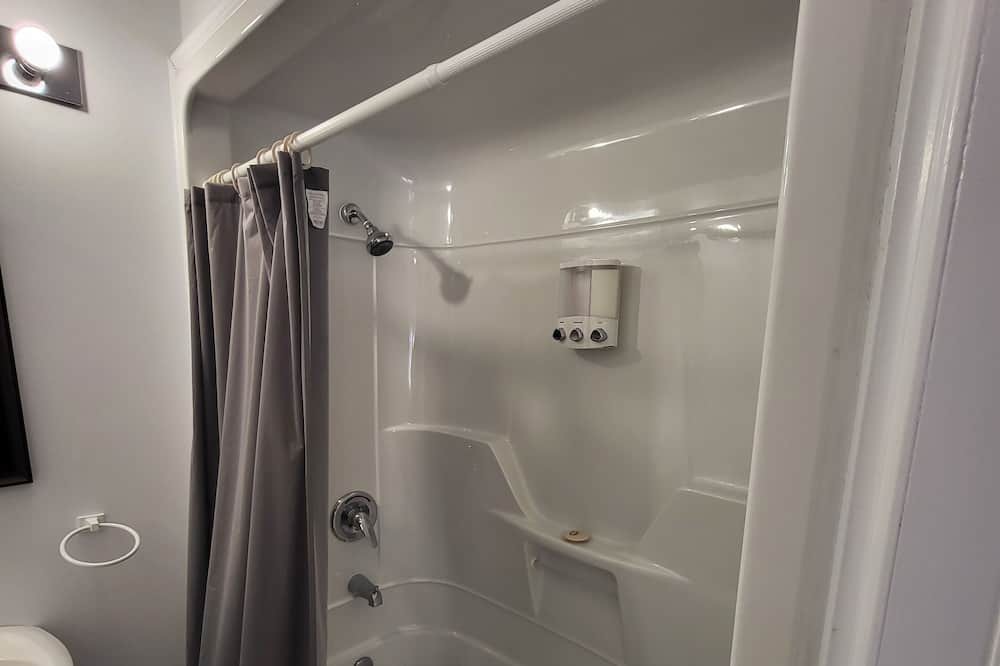 Photo of Bathroom in Cormack
