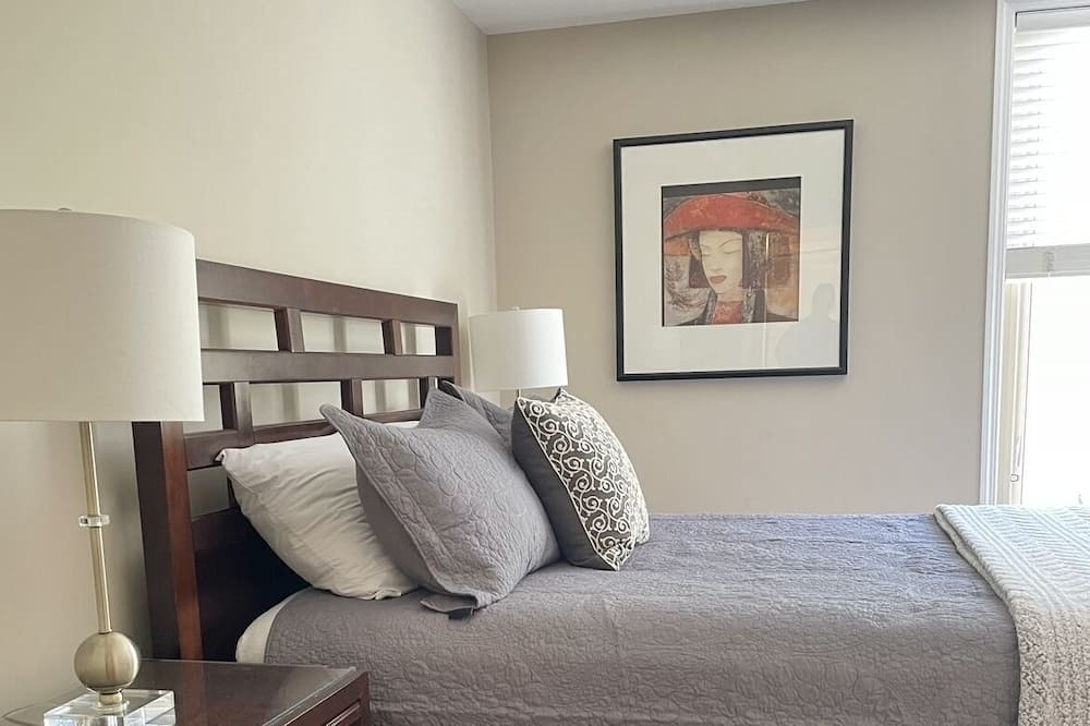 Photo of Bedroom in Quail Ridge