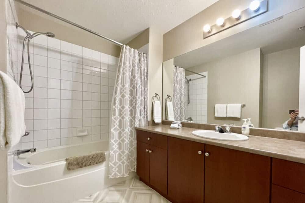 Photo of Bathroom in Quail Ridge