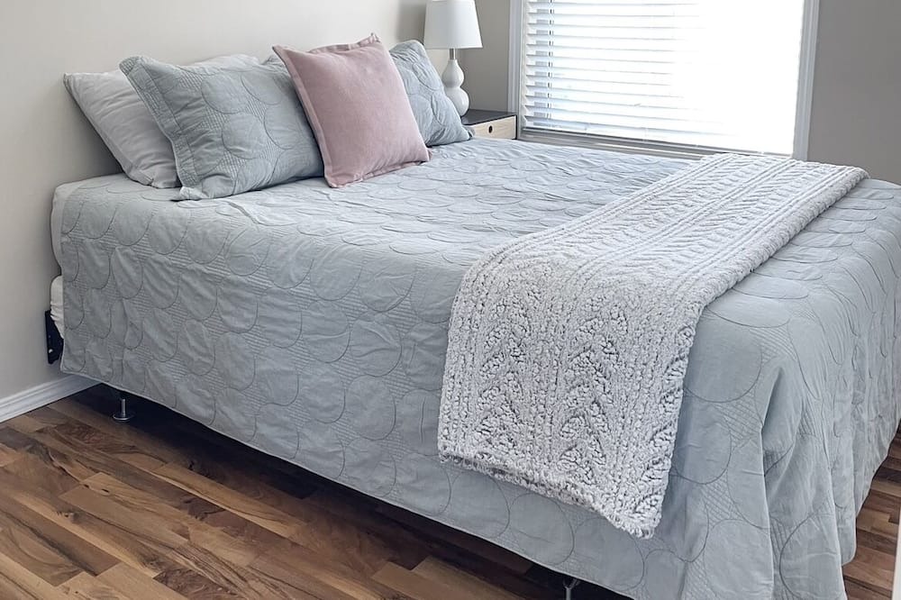 Photo of Bedroom in Quail Ridge