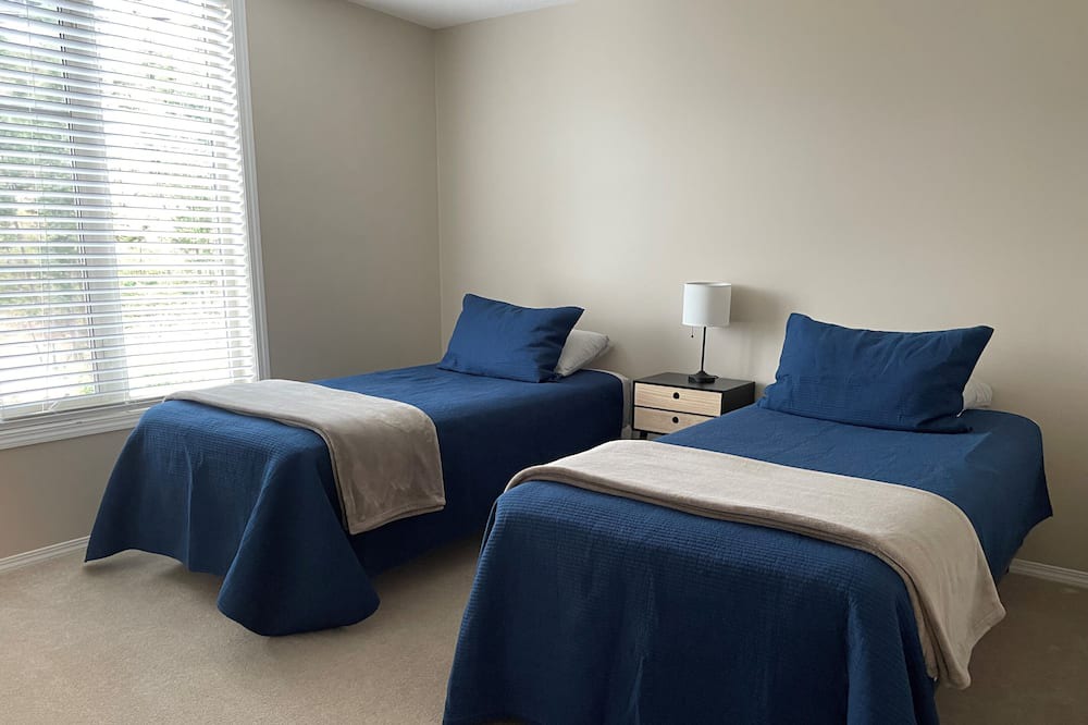 Photo of Bedroom in Quail Ridge