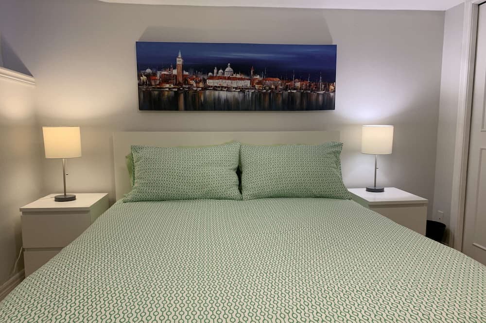 Photo of Bedroom in Trinity - Bellwoods