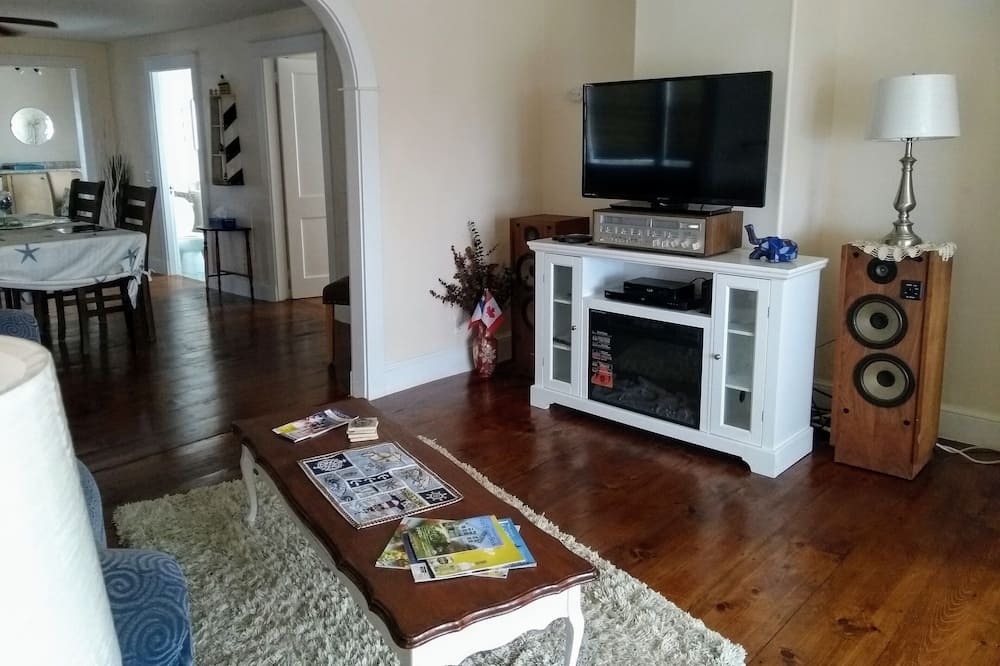 Photo of Livingroom in Meteghan