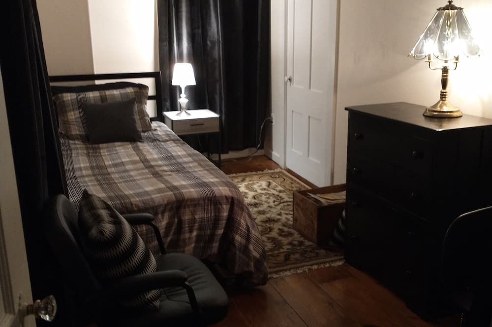 Photo of Bedroom in Meteghan