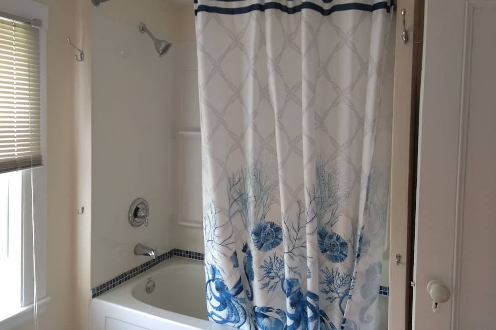 Photo of Bathroom in Meteghan