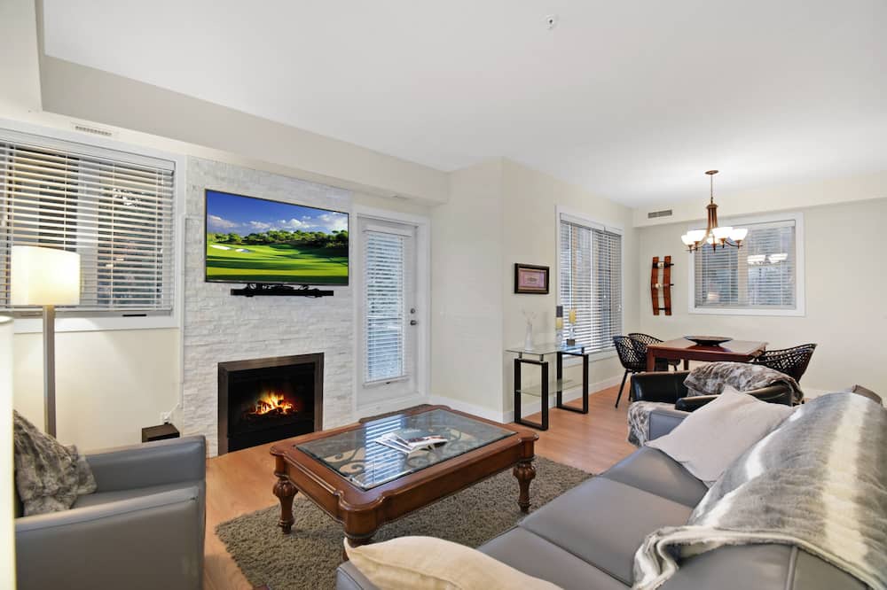 Photo of Livingroom in Quail Ridge