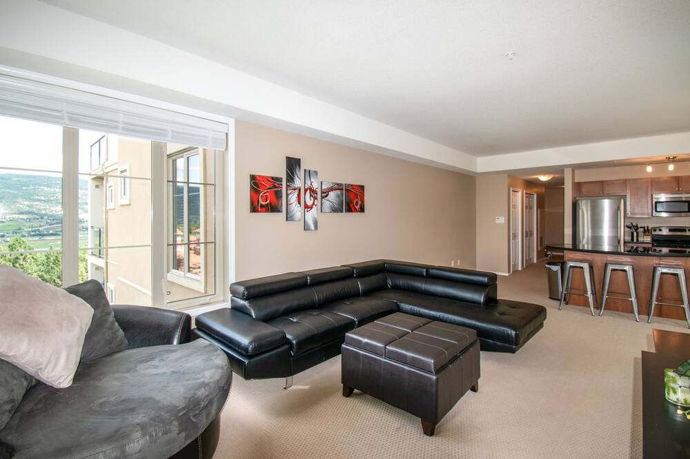 Photo of Livingroom in Quail Ridge