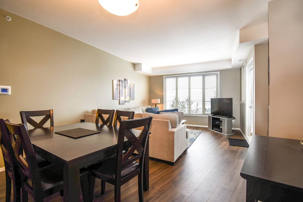 Photo of Livingroom in Quail Ridge