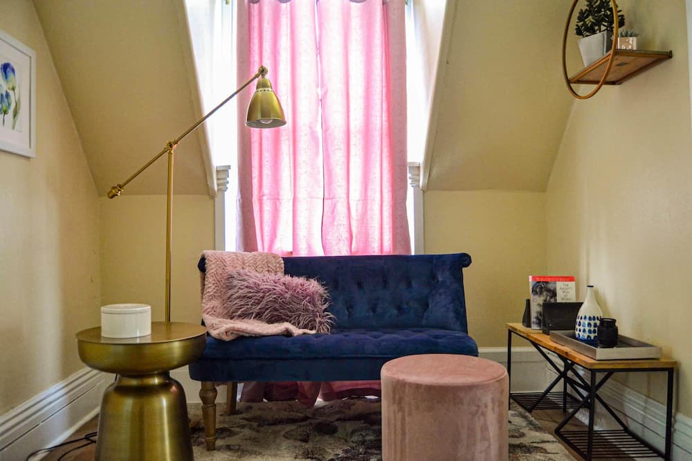 Photo of Livingroom in New Ross