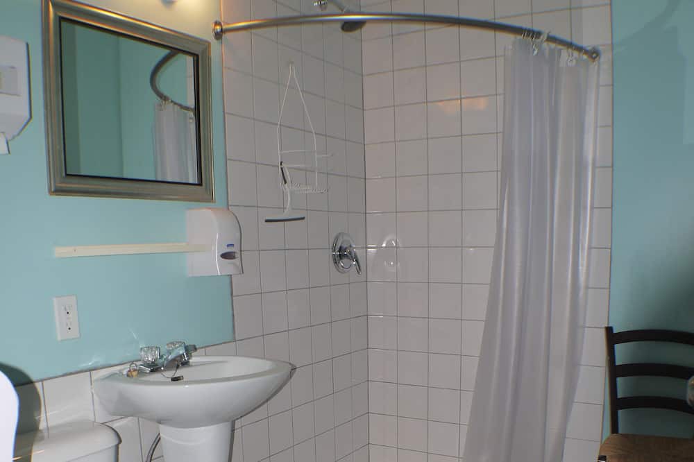 Photo of Bathroom in Charny
