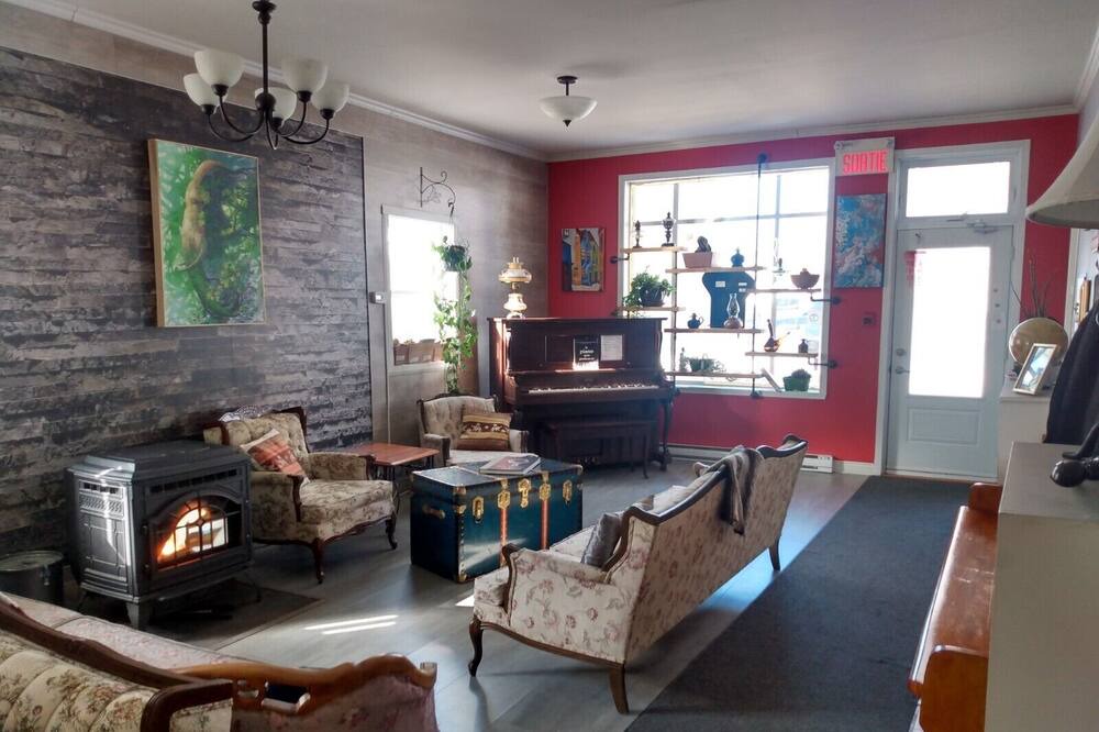 Photo of Livingroom in Charny