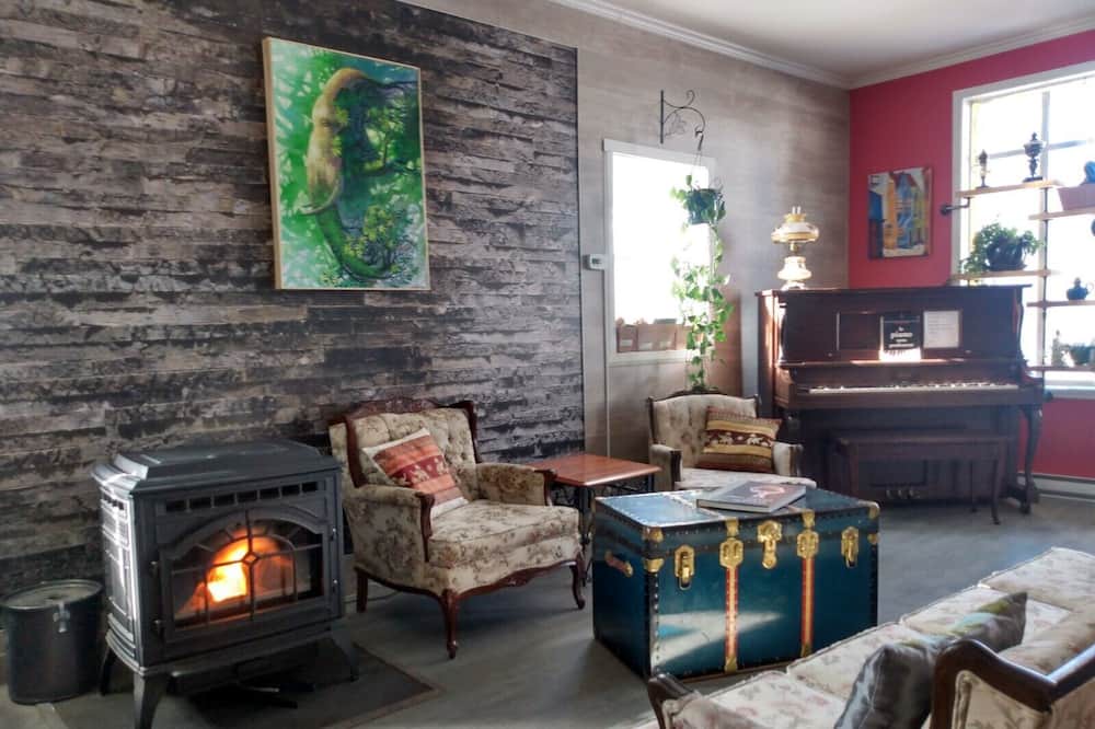 Photo of Livingroom in Charny