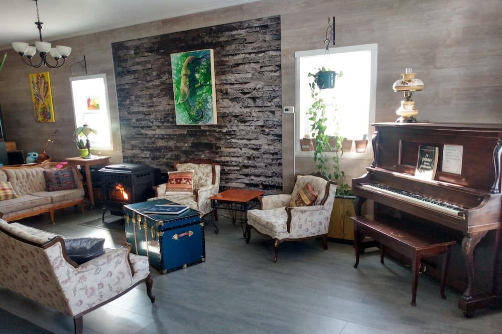 Photo of Livingroom in Charny