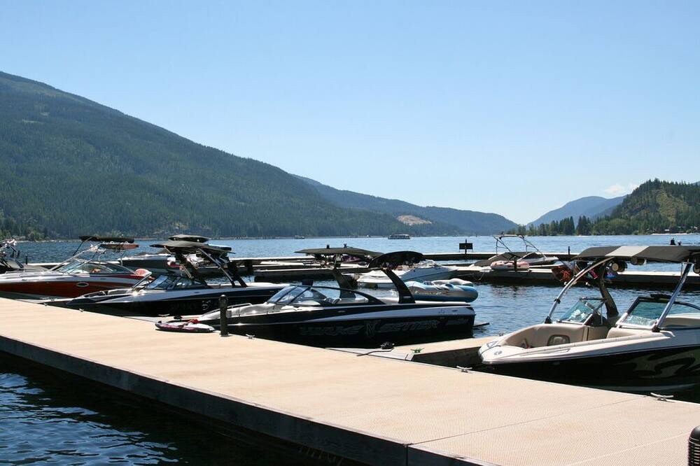 Photo of Others in Sicamous