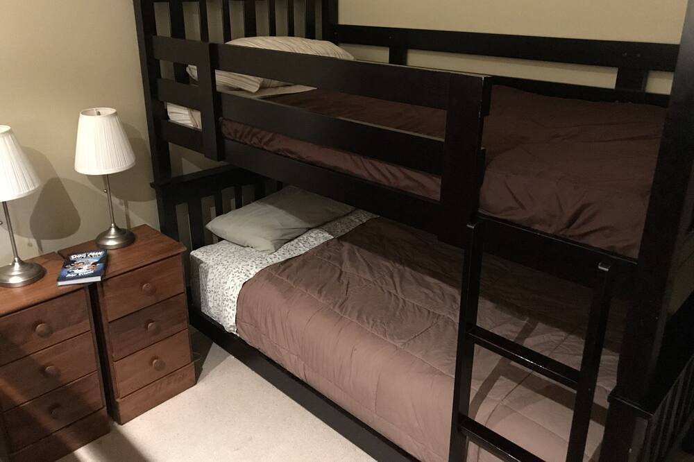 Photo of Bedroom in Sicamous
