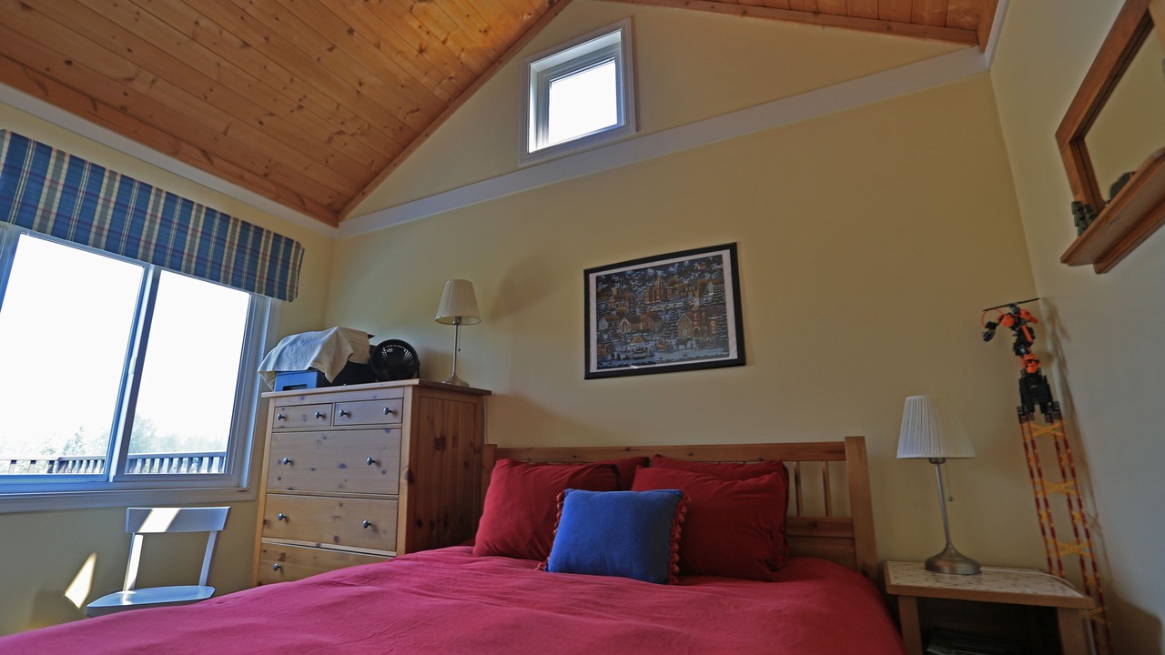 Photo of Bedroom in Whistler Creekside