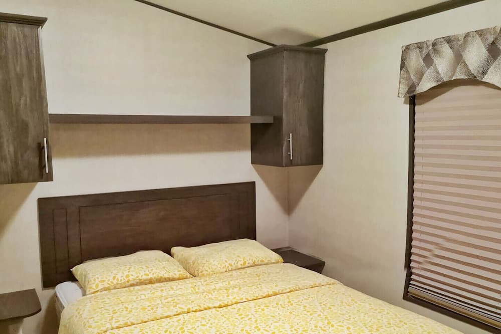 Photo of Bedroom in Washago