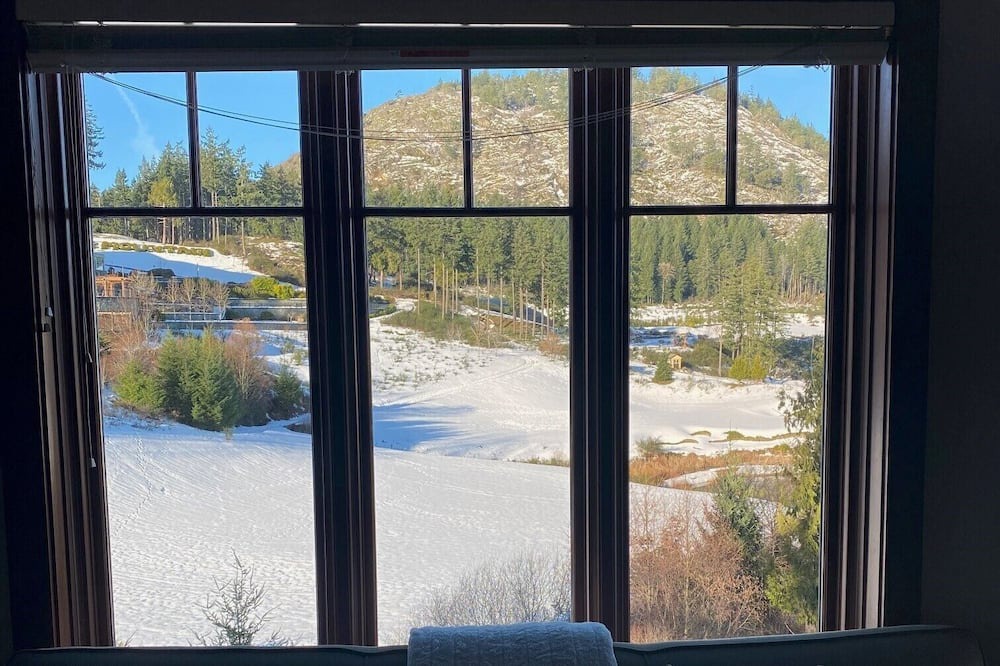 Photo of Livingroom in Bear Mountain Resort