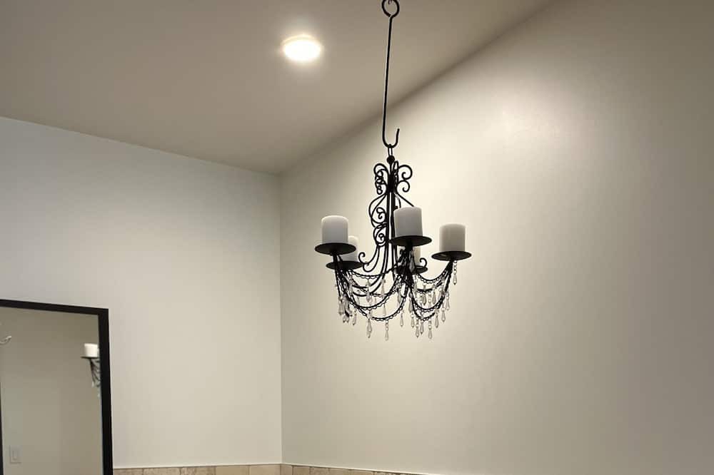 Photo of Bathroom in Bear Mountain Resort