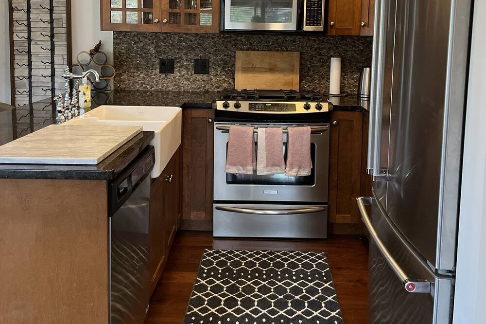 Photo of Kitchen in Bear Mountain Resort