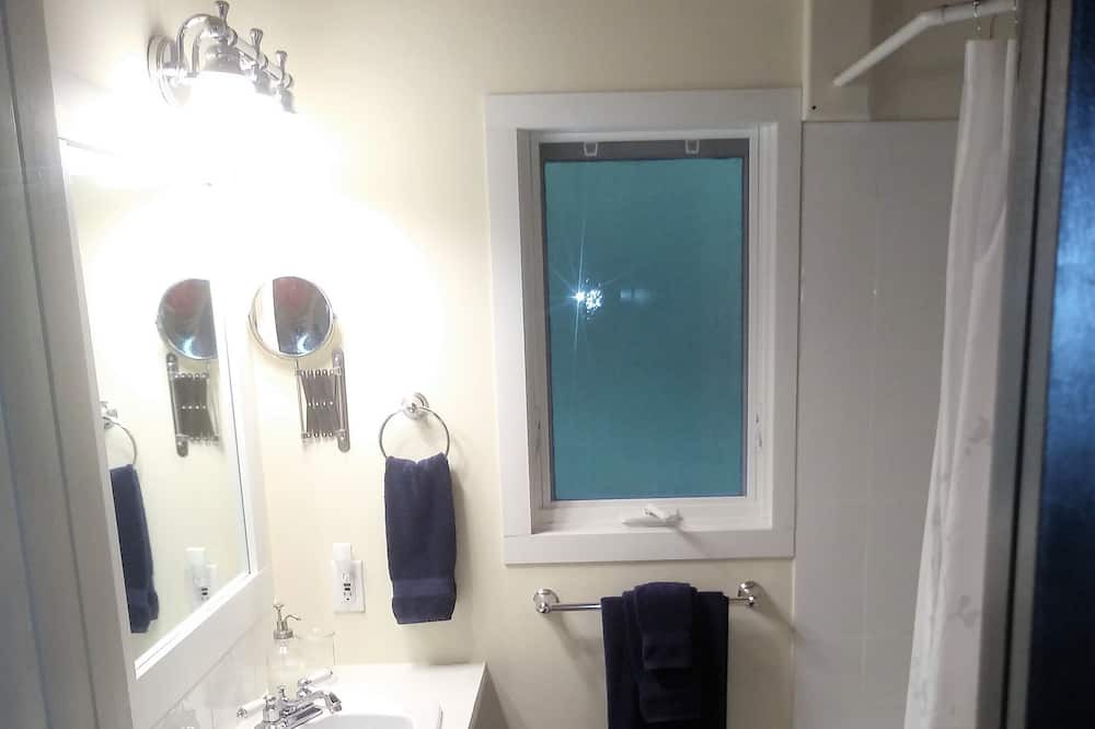 Photo of Bathroom in Tuwanek
