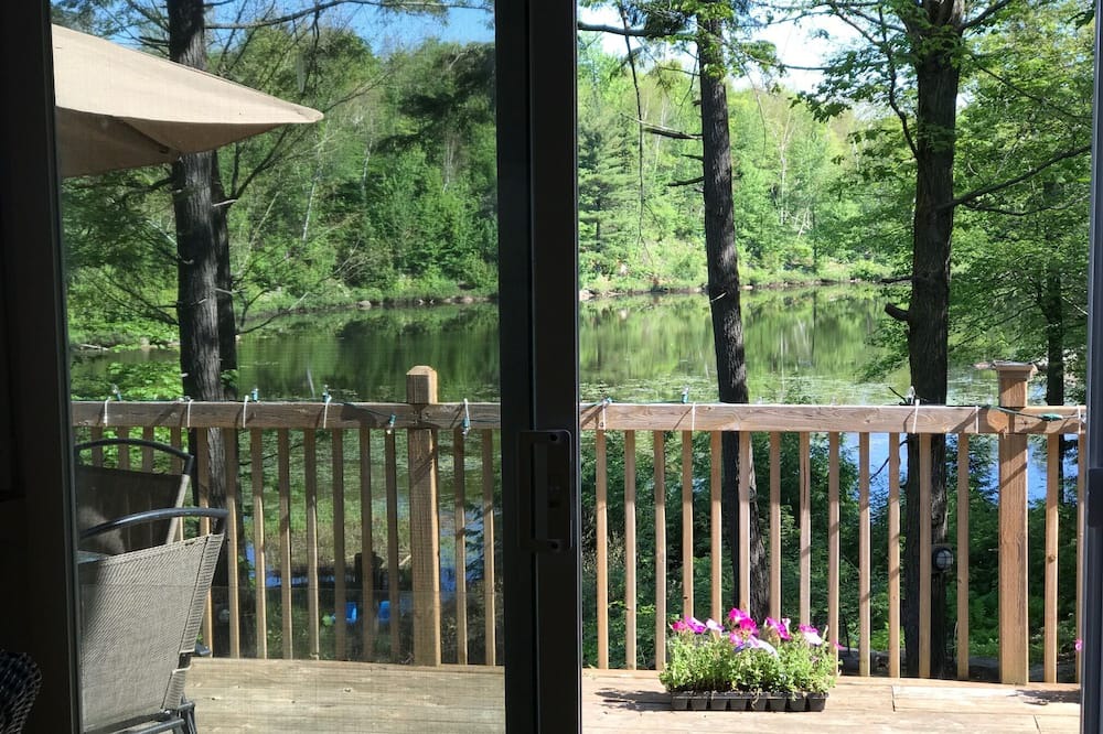 Photo of Patio Balcony in Grenville-sur-la-Rouge