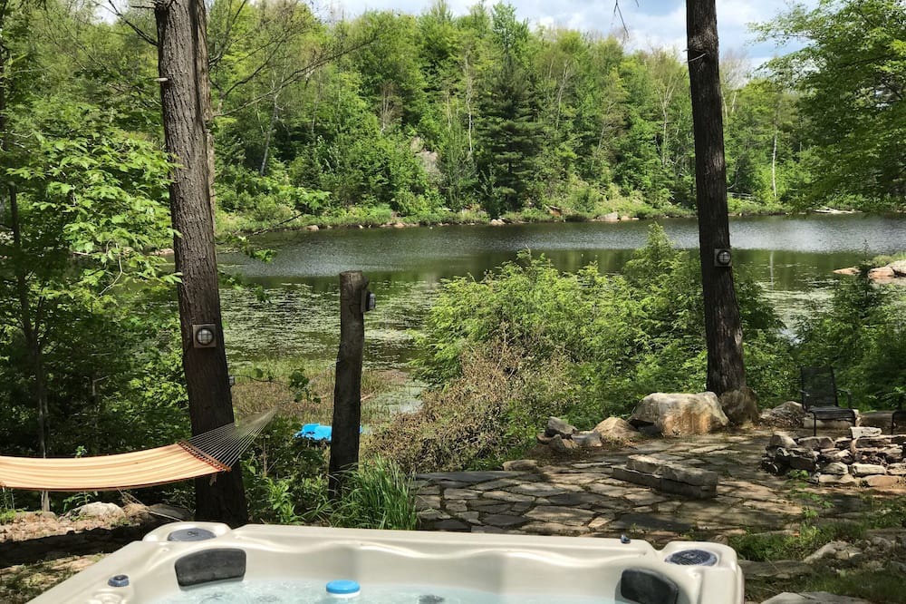 Photo of Others in Grenville-sur-la-Rouge