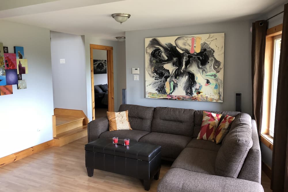 Photo of Livingroom in East Lawrencetown