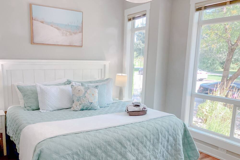 Photo of Bedroom in North End