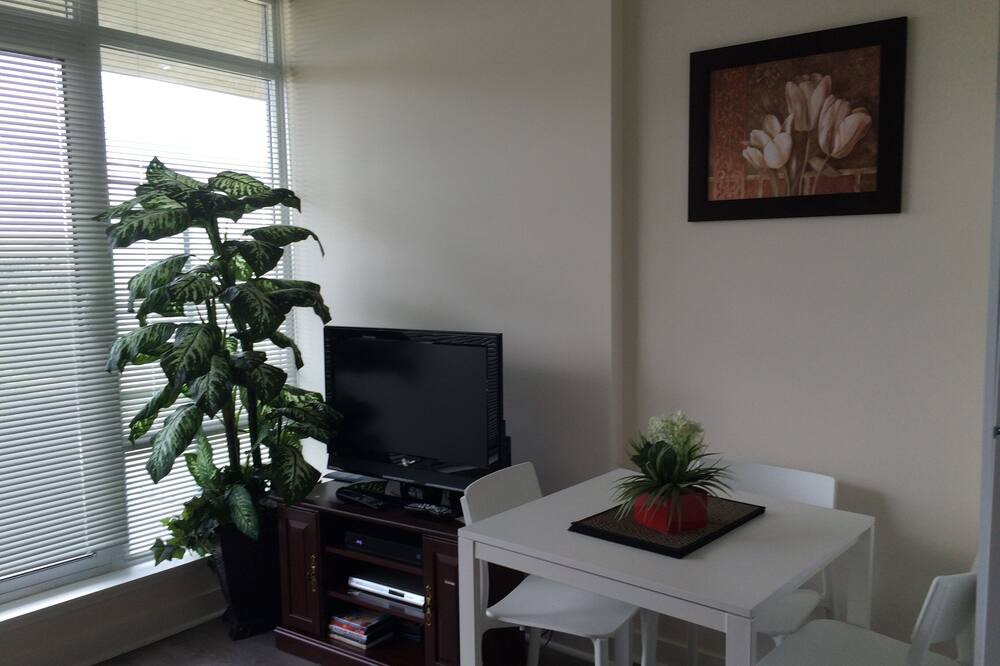 Photo of Livingroom in Brentwood