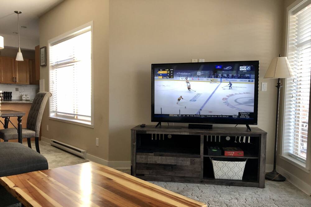 Photo of Livingroom in Central Okanagan