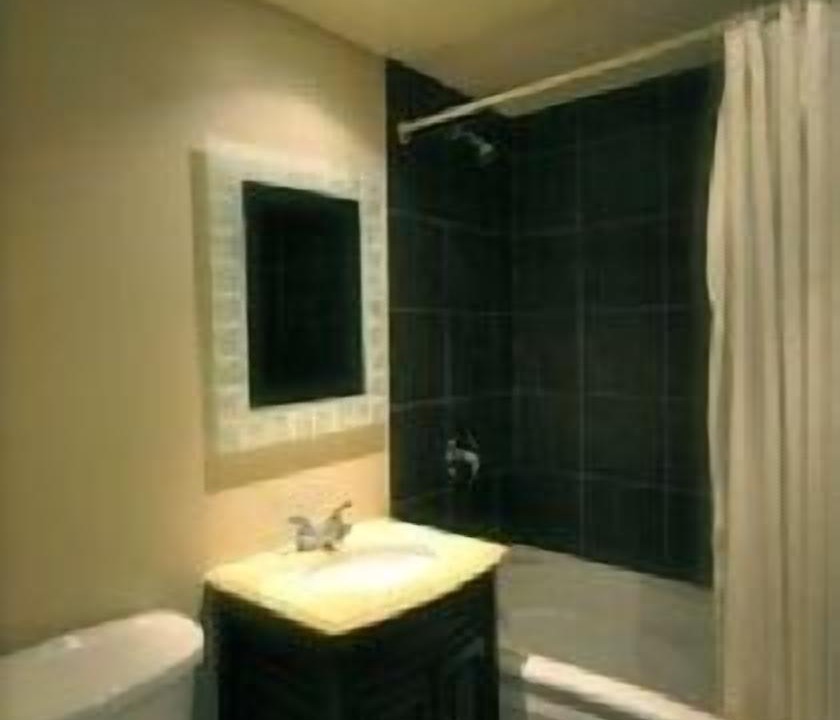 Photo of Bathroom in Dorval