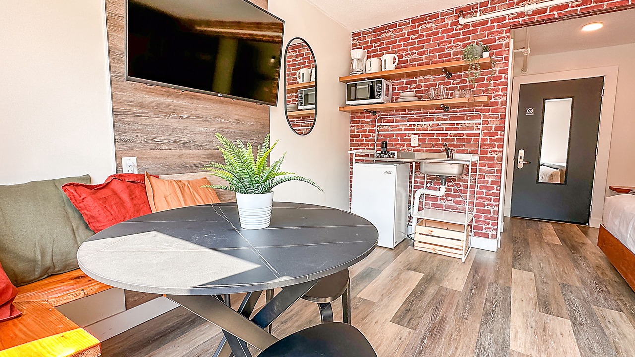 Photo of Bedroom in Downtown Squamish