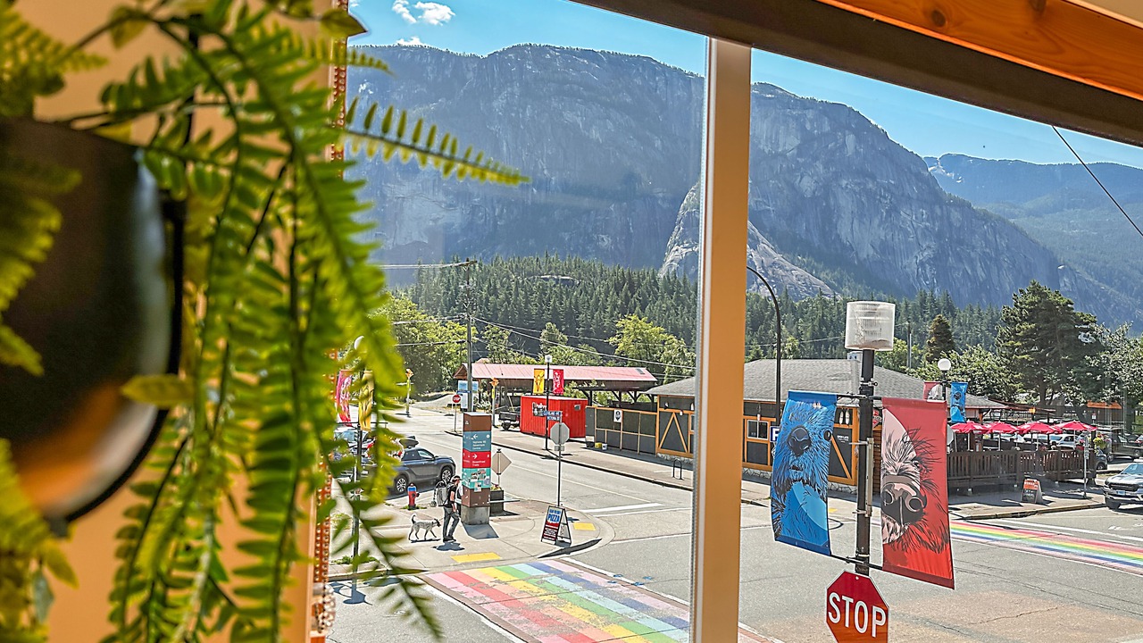 Photo of Bedroom in Downtown Squamish