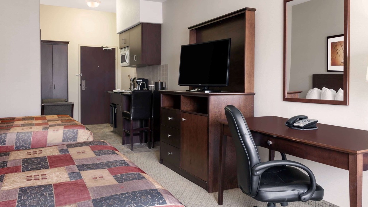 Photo of Bedroom in Weyburn