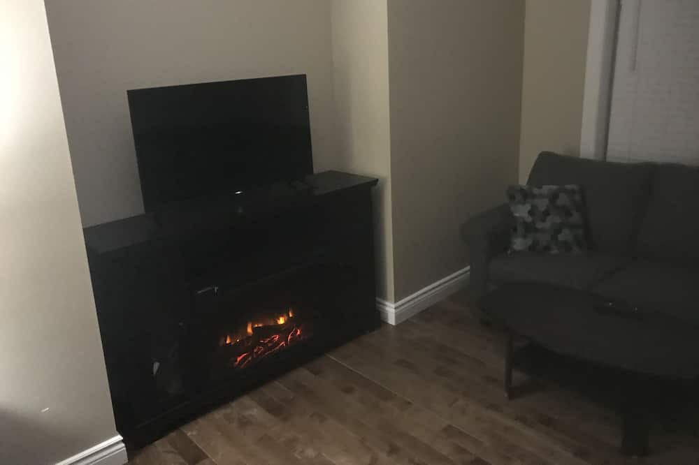 Photo of Livingroom in Downtown Niagara Falls