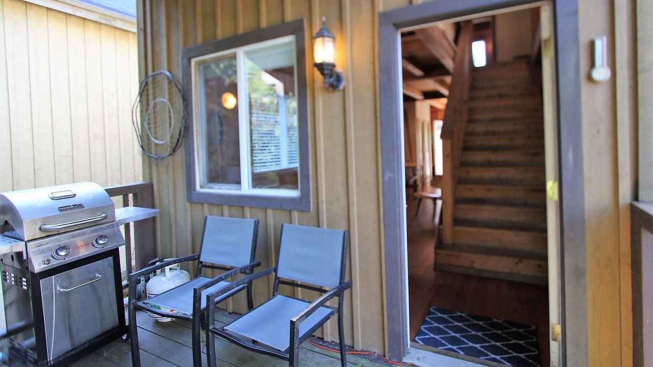 Photo of Patio Balcony in Ucluelet